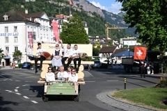 Abzeichen stellen