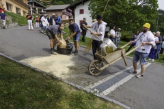 2022-08-14-14-15-31-weggis-sennengesellschaft-laurentiusfeier